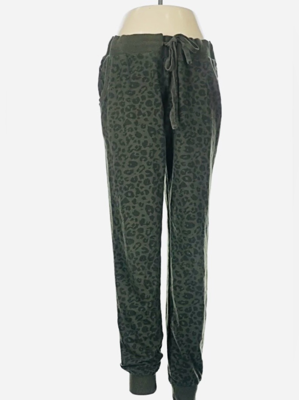 Victoria’s Secret PINK Leopard Jogger Sweatpants